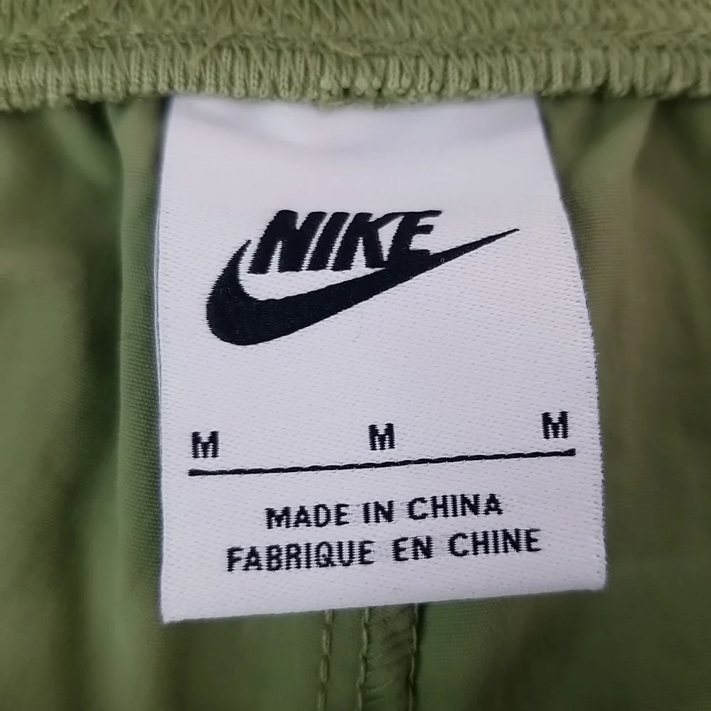 Nike Women High Waisted Joggers Olive Green Pocket Sweatpants Athletic M